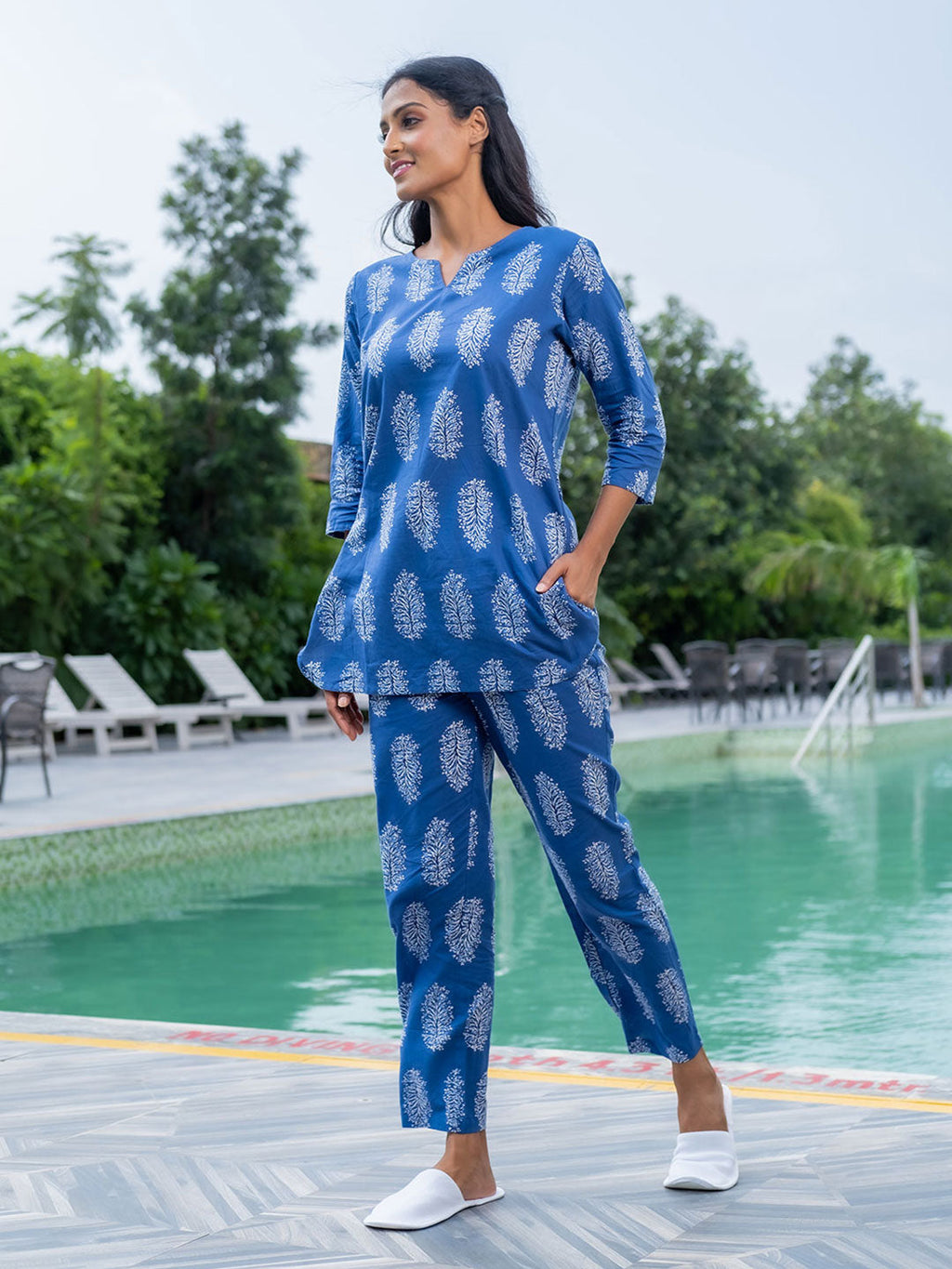 Blue \u0026 White Ethnic Printed Straight Cotton Sleepwear