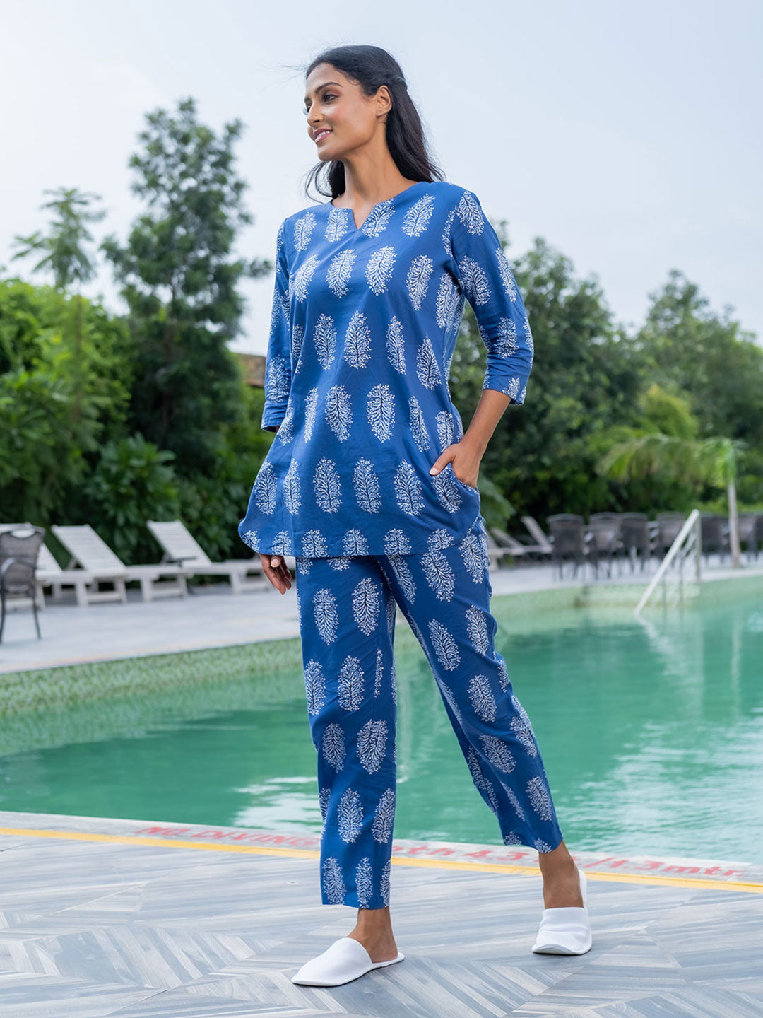 Blue \u0026 White Ethnic Printed Straight Cotton Sleepwear
